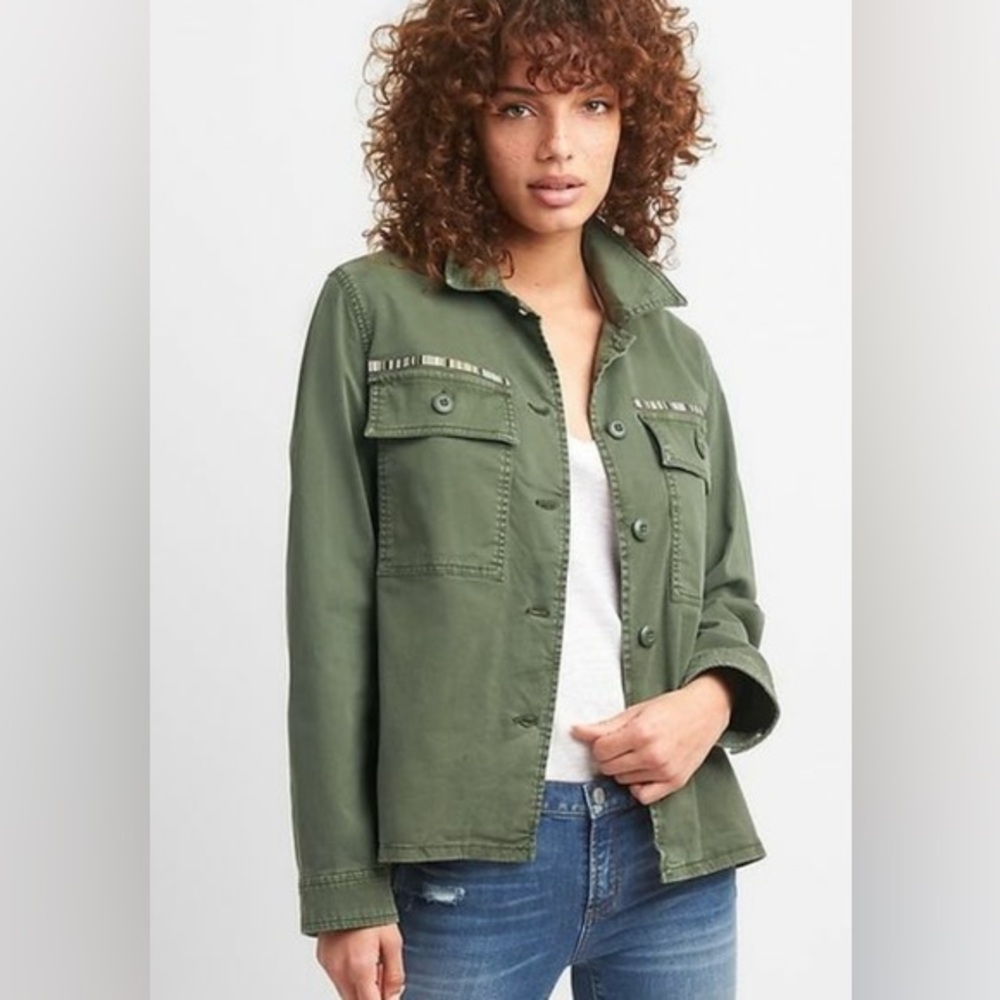 Gap utility embroidered jacket